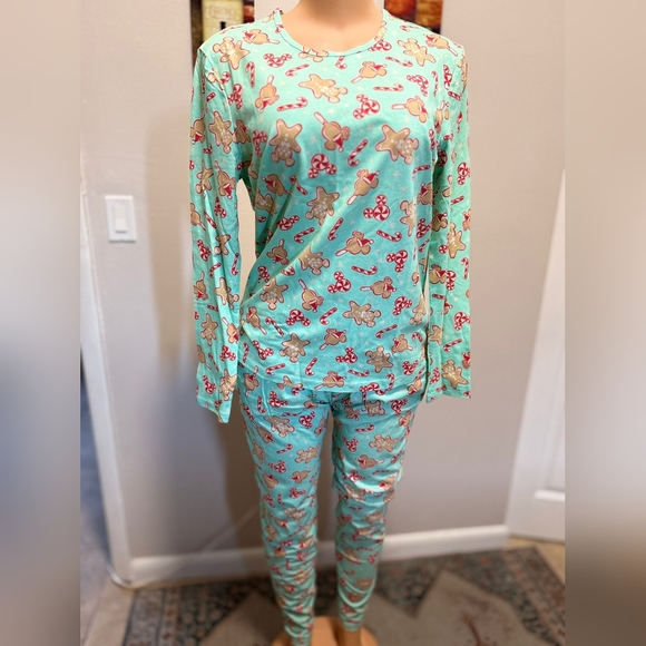 NWTBrand New Disney Parks Mickey Mouse Holiday Treats Sleepwear Set Women Size M - Picture 1 of 8